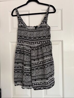 Black & White Tribal Print Spaghetti Strap Romper size large